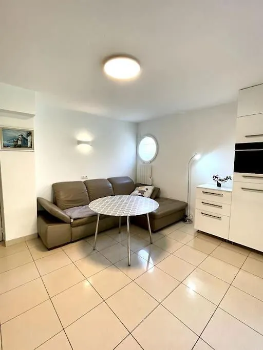 Jolie Appartement De Bord De La Mer Cote D'Azur Roquebrune-Cap-Martin Apartment