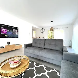  Villa Victoria #8 Persons #3 Bedrooms #terrace # Garage - Calm And Clim