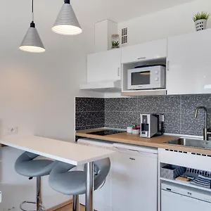  Apartment La